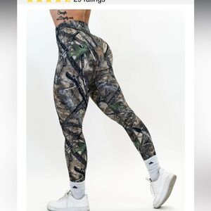 Camo booty scrunch leggings! Sold out online🫣